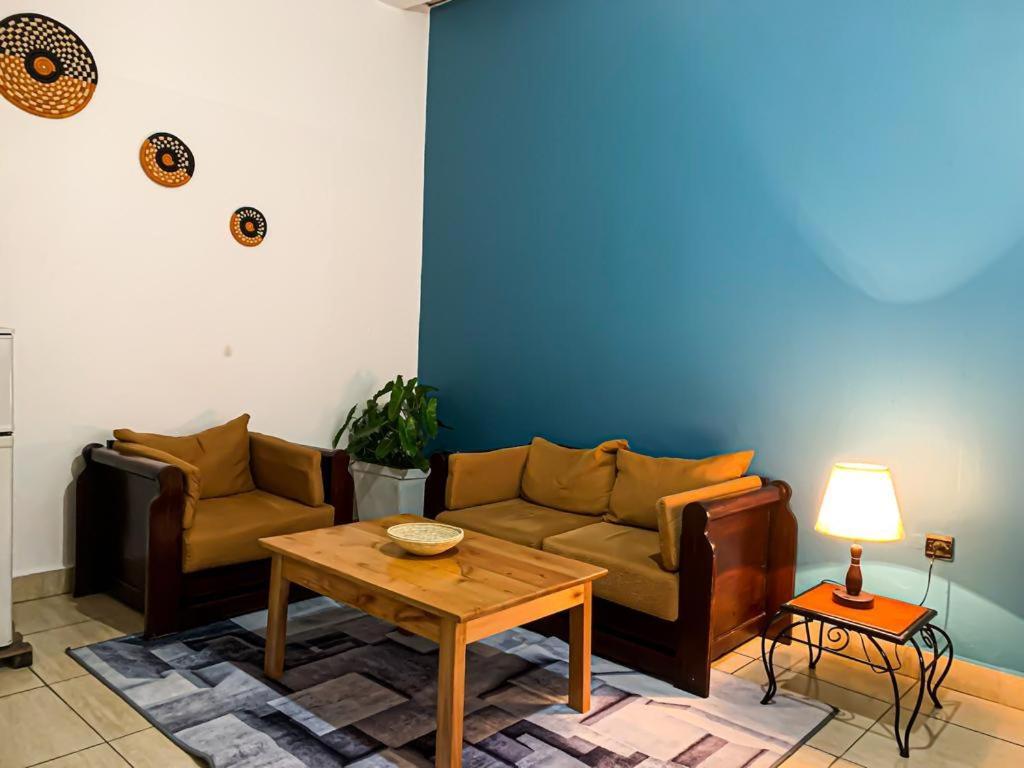 City Center Apartments 布琼布拉 外观 照片