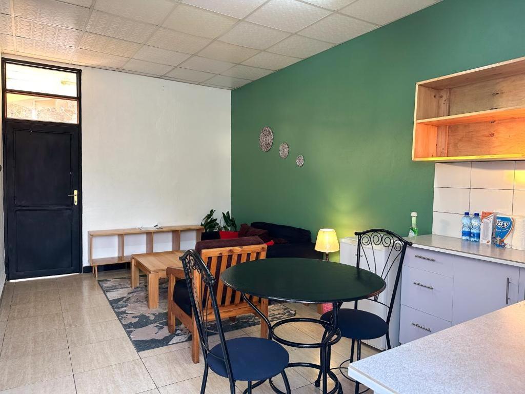 City Center Apartments 布琼布拉 外观 照片